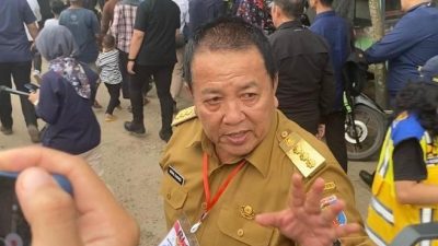 “Kunjungan Presiden Jokowi ke Lampung Soroti Jalan Rusak: Gubernur Salahkan Pengusaha, Tonase Kendaraan jadi Sorotan Utama”