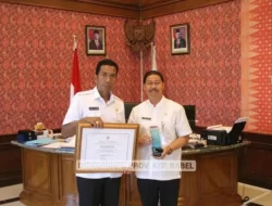 Pemerintah Provinsi Kepulauan Bangka Belitung Dianugerahi Penghargaan Program Indonesia Pintar untuk Mendorong Kemajuan Pendidikan