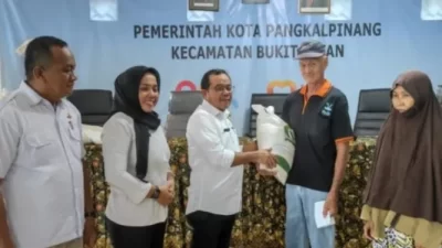 Pemkot Pangkalpinang Salurkan 1.347 Ton Bantuan Beras: Menjaga Ketersediaan Pangan dan Dukung Kesejahteraan Masyarakat Kecamatan Bukit Intan