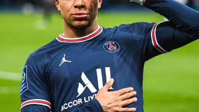 Mbappé Menolak Perpanjang Kontrak di PSG: Siap Bergabung dengan Madrid?